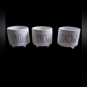 Rae Dunn Plant Pots
